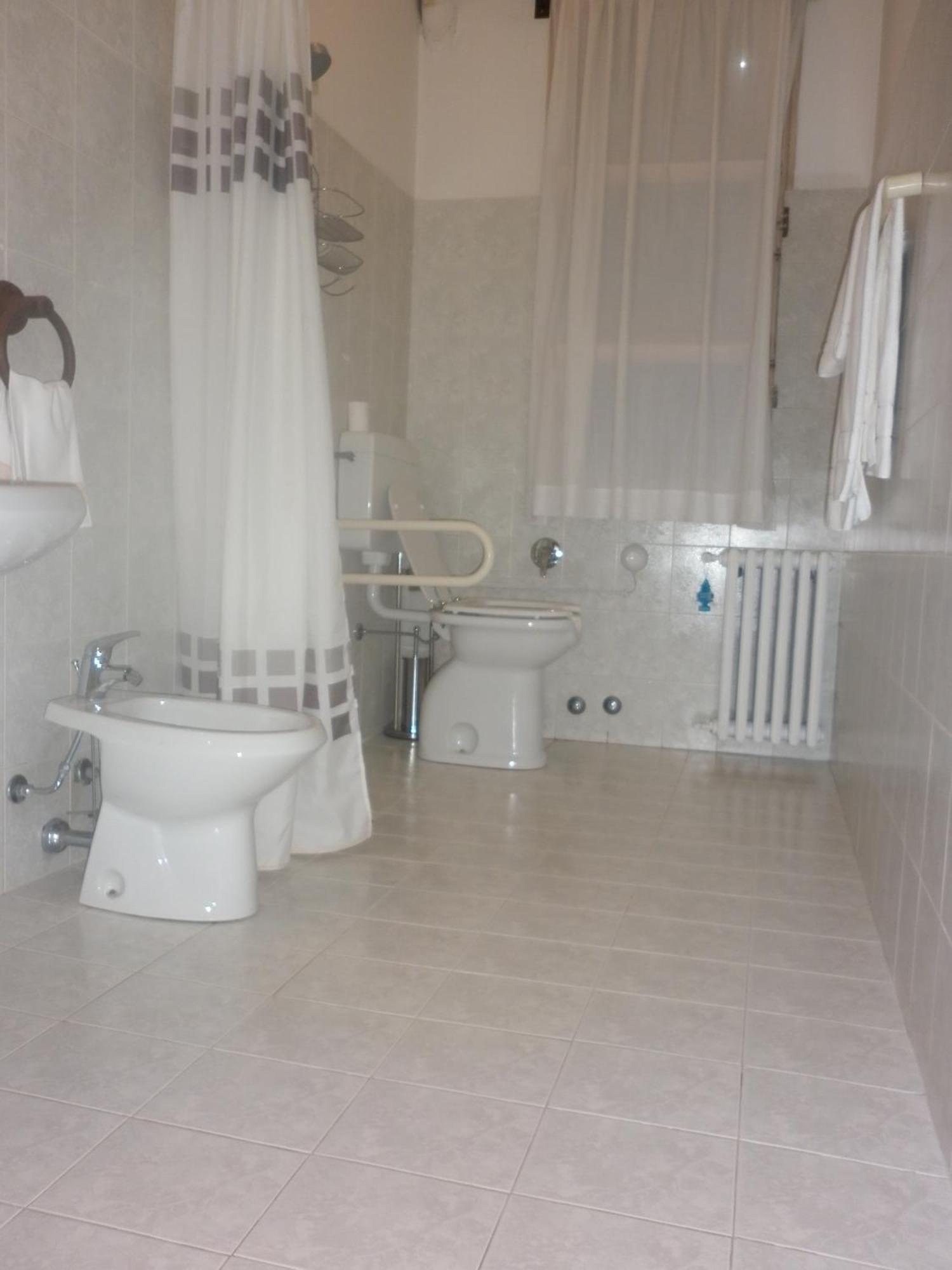 Hotel San Donnino Fidenza Kamer foto