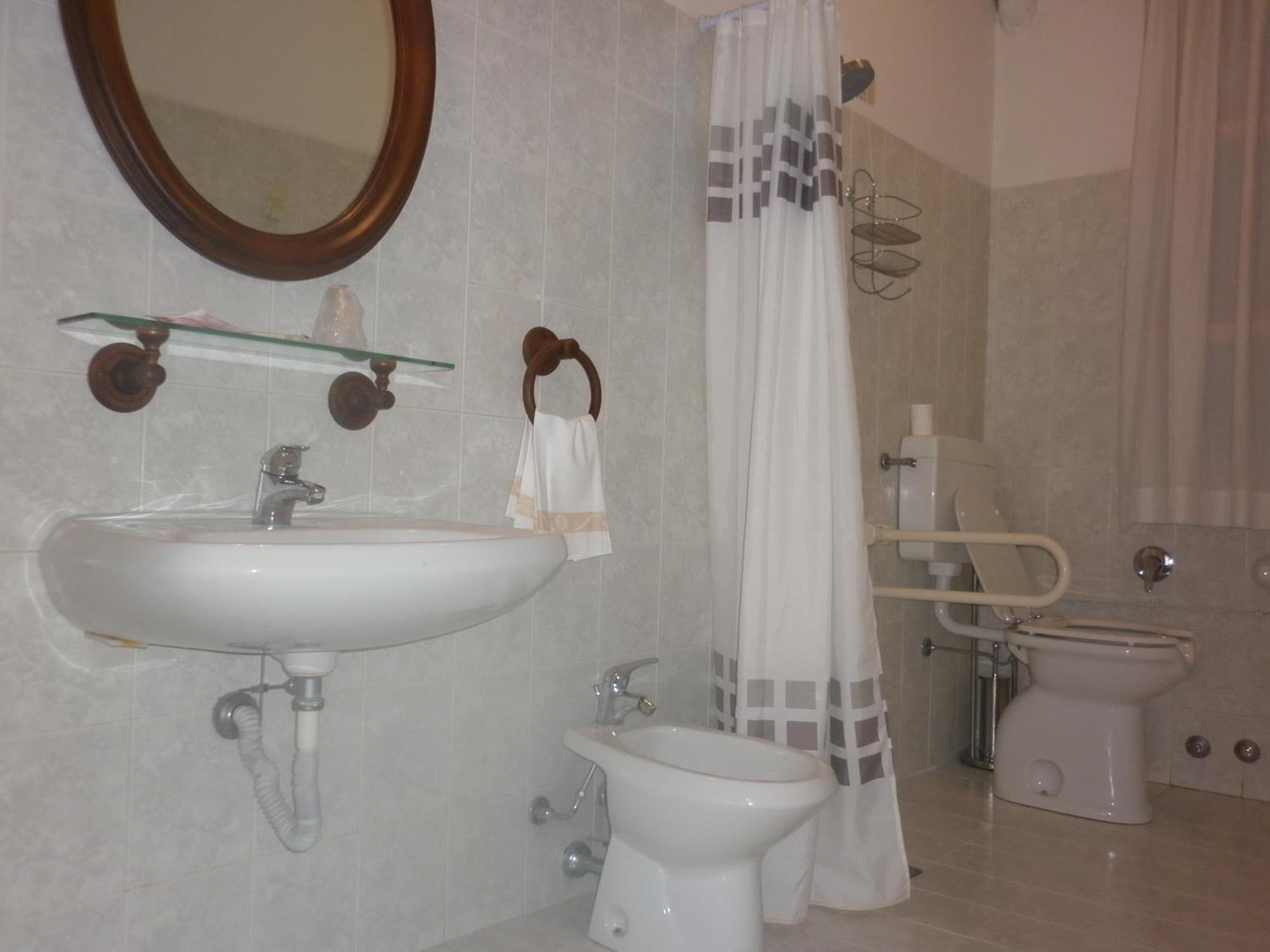 Hotel San Donnino Fidenza Kamer foto